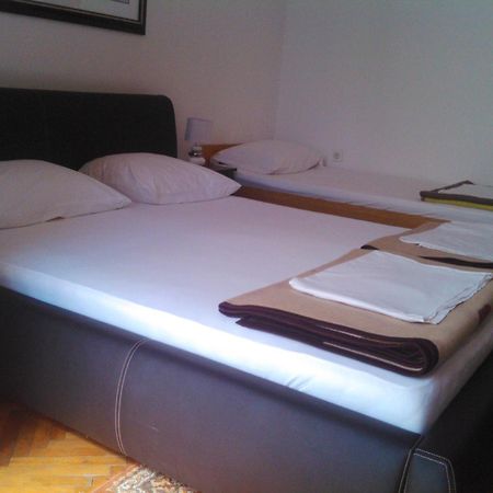 Apartmani Dado Ulcinj Ruang foto