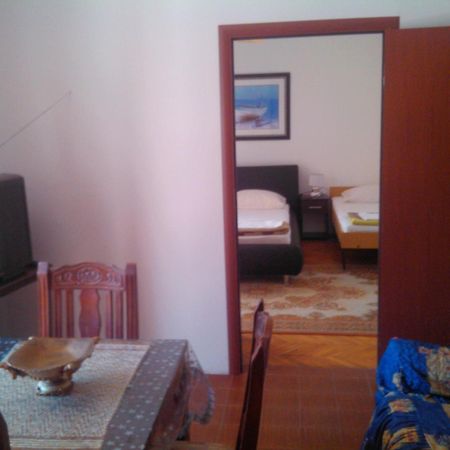 Apartmani Dado Ulcinj Ruang foto
